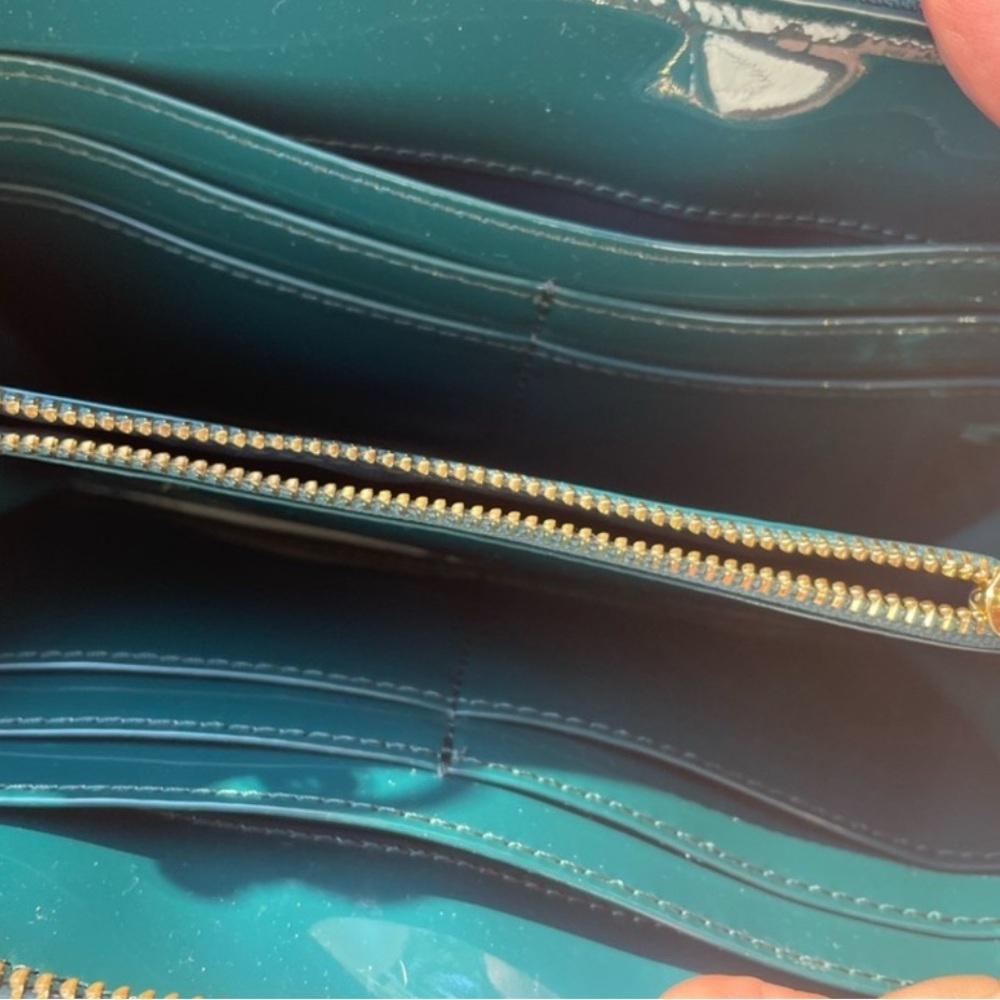 SOLD 🫶🏼 Tory Burch  Continental Wallet - Picture 5 of 5